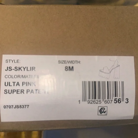 Jessica Simpson platform sandals - Picture 7 of 7